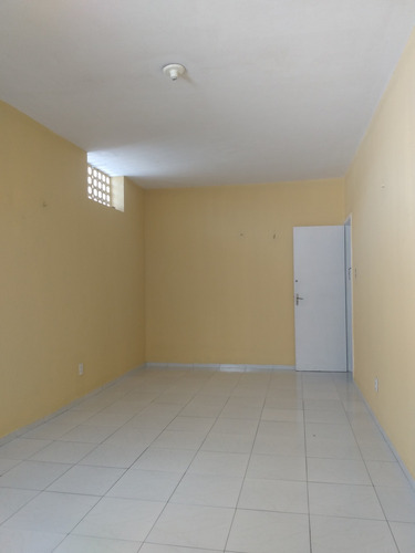 Imagem 6 de 6 de Quitinete Para Alugar Na Cidade De Fortaleza-ce - L2401