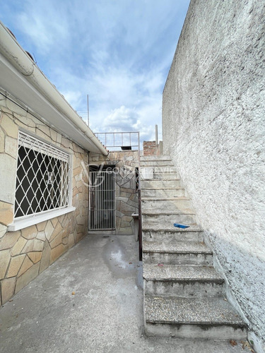 Imagen 22 de 26 de Casa De Dos Dormitorios En Bella Italia