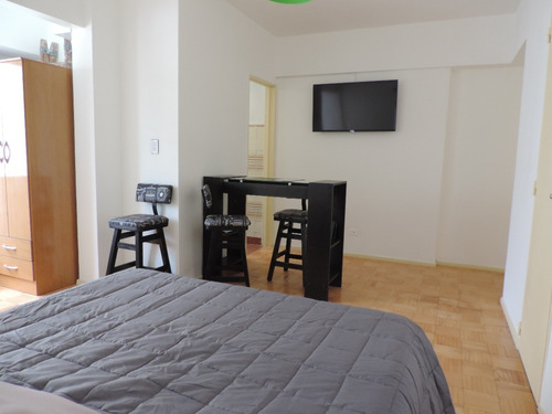 Imagen 7 de 15 de Departamento En San Telmo- Alquiler Por Día O Semana-