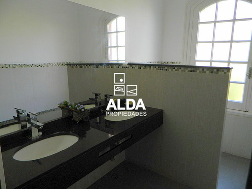 Casa Proa Al Mar Piriápolis 6 Dorms Venta Ca100521