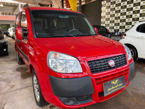 Imagem 3 de 8 de Fiat Doblo Attractiv 1.4 2016