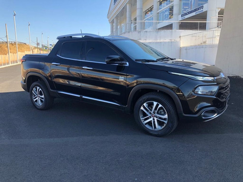 Imagem 2 de 10 de Fiat Toro Volcano 2.0 Preto 2018