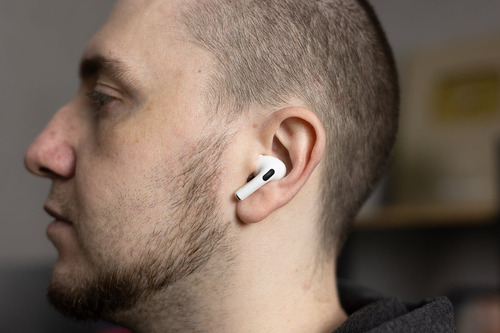 Apple AirPods Pro 2ª generación con Estuche de Carga MagSafe USB-C - Excelente (Reacondicionado)