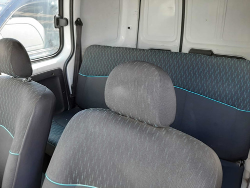Imagen 8 de 9 de Renault Kangoo 1.6 Furgon Ph3 Confort 5as Lc 2016 Aa513