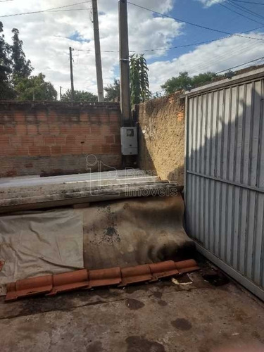 Imagem 3 de 6 de Venda De Casas / Padrão Na Cidade De Araraquara 10199