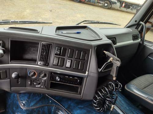 Volvo Fm 370 2012 4x2 Automático