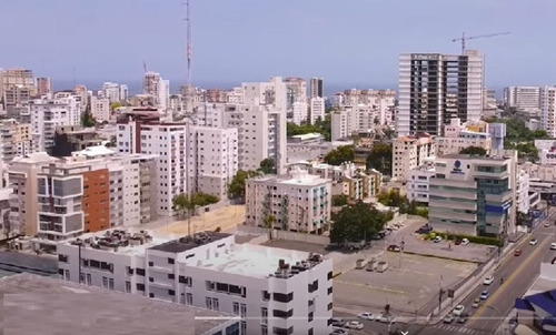 Terreno En Venta En Santo Domingo, Naco