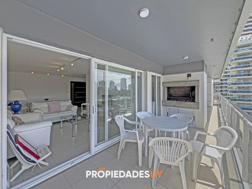 Apartamento - Venta Y Alquiler- 2 Dormitorios - Aidy Grill - Punta Del Este