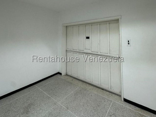 Planta Industrial En Alquiler En La Urbina 25-21986