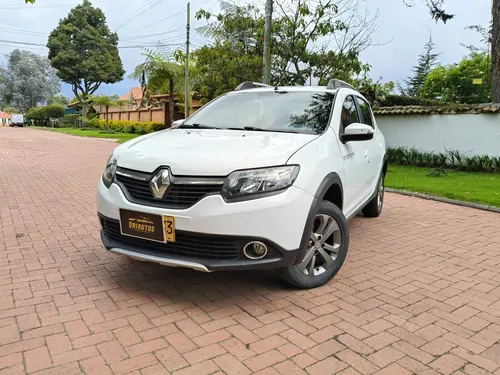 Renault Sandero Stepway 1.6cc Mt 2019