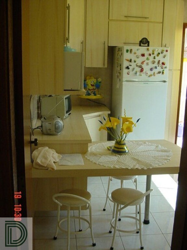 Imagem 7 de 15 de Ótima Casa Semi-isolada! 3 Dormitórios - Di1167
