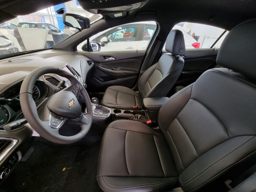 Imagen 8 de 21 de Chevrolet Cruze 1.4t 4p At .gl