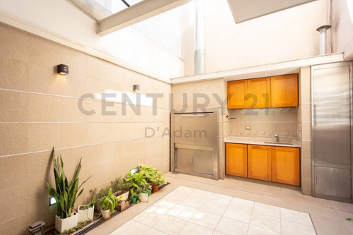 Imagen 14 de 30 de Venta Casa 3 Plantas + Altillo En Coghlan (dos Cocheras) 200 M2 Totales
