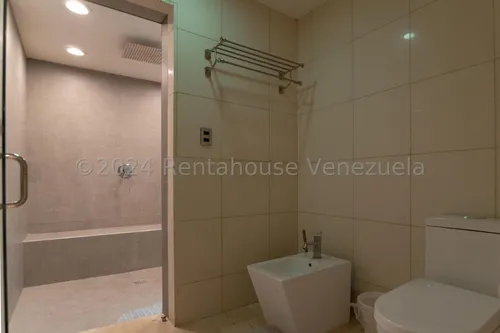 Casa En Venta En La Lagunita