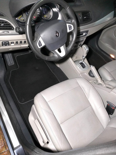 Imagen 3 de 10 de Limpieza De Tapizados E Interior De Autos + Lavado Exterior