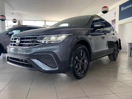 Imagen 1 de 14 de Volkswagen Tiguan Comfortline 2022