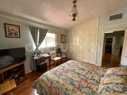 Casa En Venta En Haciendas Del Valle, Chihuahua
