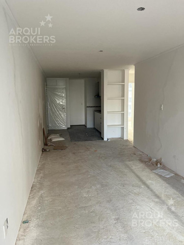 Apartamento De Un Dormitorio En Venta En  Punta Carretas - 703