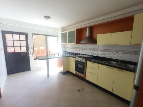 Imagen 12 de 15 de Leida Falcon Rentahouse Vende Casa En Prebo Valencia 22-22935 Lf