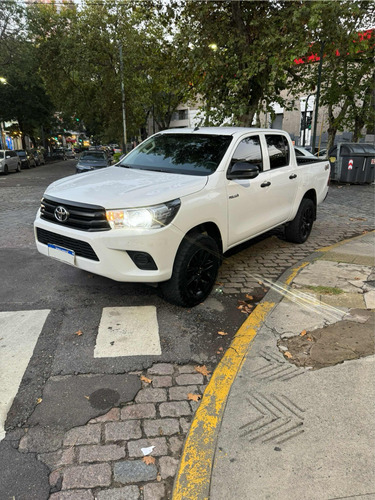 Toyota Hilux 2.4 Cd Dx 150cv 4x4