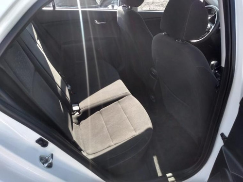 Kia Rio 5 Ex 1.4l 6mt Full 2018