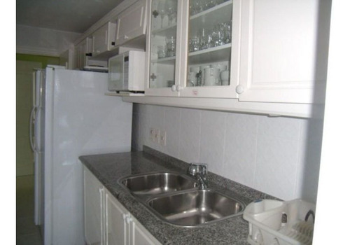 Apartamento En Alquiler Por Temporada De 3 Dormitorios En Playa Mansa