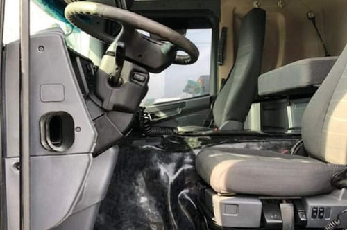 Scania P310 Bitruck Na Carroceria