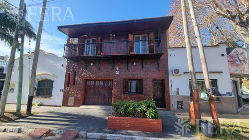 Imagen 1 de 17 de Venta Casa 5 Ambientes Con Cochera, Patio Con Parrilla Y Terraza En Don Bosco (22106)