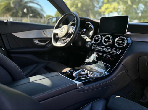 Mercedes-benz Clase Glc 300 Coupe Amg Line 4matic At