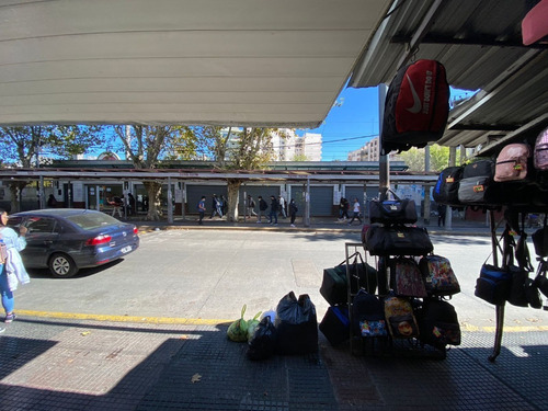 Imagen 13 de 13 de En Venta Fte A Estacion Depto Tipo Casa 4 Amb En Muy Buen Estado En Lanus (079)