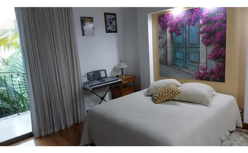 Medellin Venta De Espectacular Casa Con Diseño Y Ubicación Inmejorable