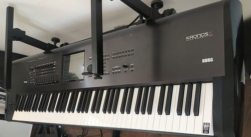 Korg Kronos X 88. Casi Nuevo Negro (Usado)