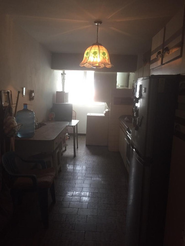 Imagen 7 de 14 de Se Vende Apartamento En La Urb. El Paraíso Los Verdes (negociable)