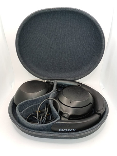 Fone De Ouvido Over-ear Sem Fio Sony Wh-xb910n Preto Srm3374 Preto (Usado)