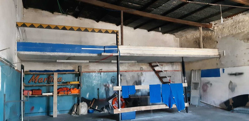 Venta Local, Ideal Reciclaje, Taller, Etc, Esq. Comercio