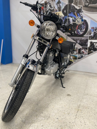 Suzuki Gn125