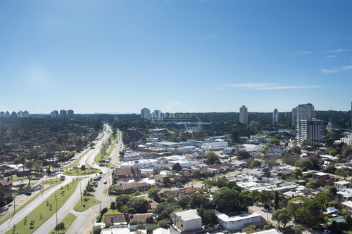 Imagen 12 de 16 de Punta Del Este-mansa