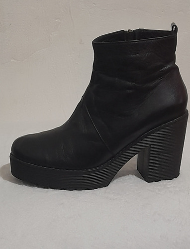 Botas Fb Con Plataforma Talle 39