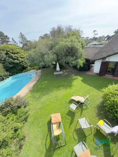 comprar En Venta Cabaña Con Gran Terreno, Piscina Y Cancha De Paddle En Pinares, Punta Del Este