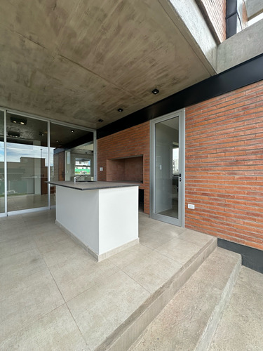 Casa En Venta En Country The Point, Yerba Buena