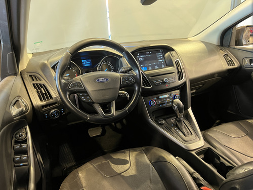 Ford Focus III 2.0 Sedan Se At6