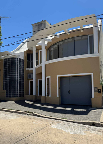Casa En Venta Pergamino Con Pileta