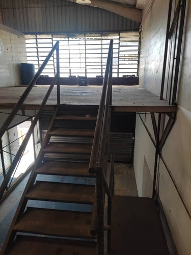 Imagen 10 de 14 de Alquiler Maravilloso Y Funcional Galpón De 1.225m² En Zona Industrial De Valencia - Inmobiliaria Maggi Cod. 1071