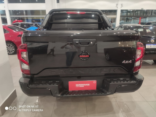 Nissan Frontier 2.3 16V TURBO DIESEL PRO4X CD 4X4 AUTOMÁTICO