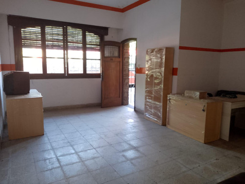 Alquiler De Oficina 100m² En Ramos Mejia En Pta. Baja Exc. Ubicación