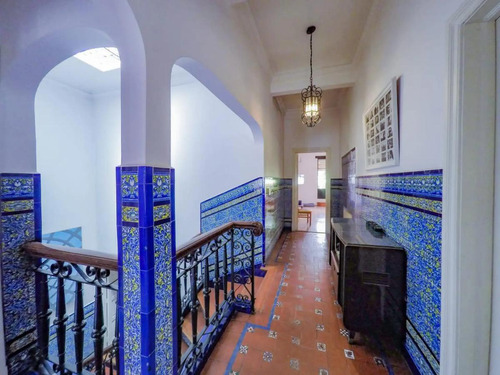 Casa En Venta - 5 Dormitorios 4 Baños - Cochera - 600mts2 - Caballito