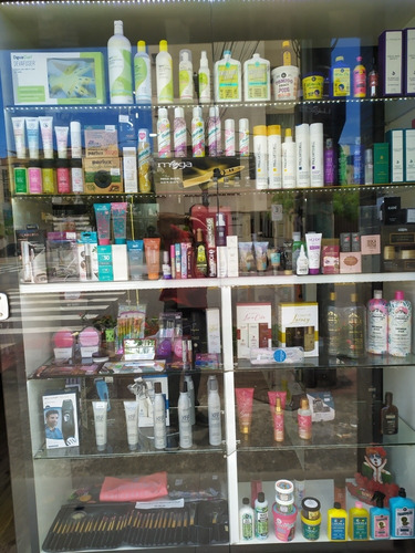 Vendo Linda Loja De Cosméticos Em Vitória Es