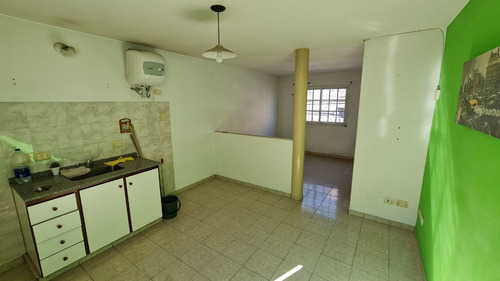 Imagen 3 de 6 de Venta De Departamento Monoambiente En Centro, San Justo