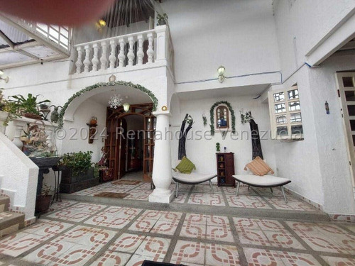 Casa En Venta En El Llanito En Calle Cerrada Con Vigilancia, Excelente Oportunidad De Inversion 25-6765 Jc