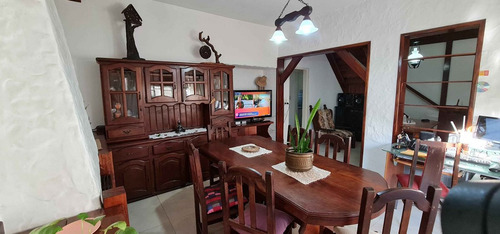 Venta Casa 5 Ambiente Cochera Cubierta Wilde
